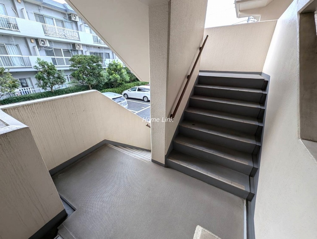 東建ニューハイツ赤塚公園　共用部